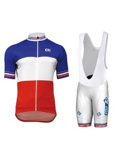 Equipación de ciclismo FDJ: Confort y estilo para tus paseos de verano