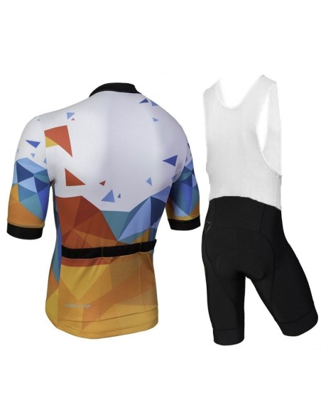 Conjunto de ciclismo corto Nalini: comodidad y estilo para tus paseos en verano