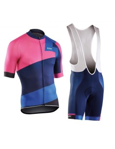 Conjunto corto de ciclismo Northwave: comodidad y frescura para tus rutas