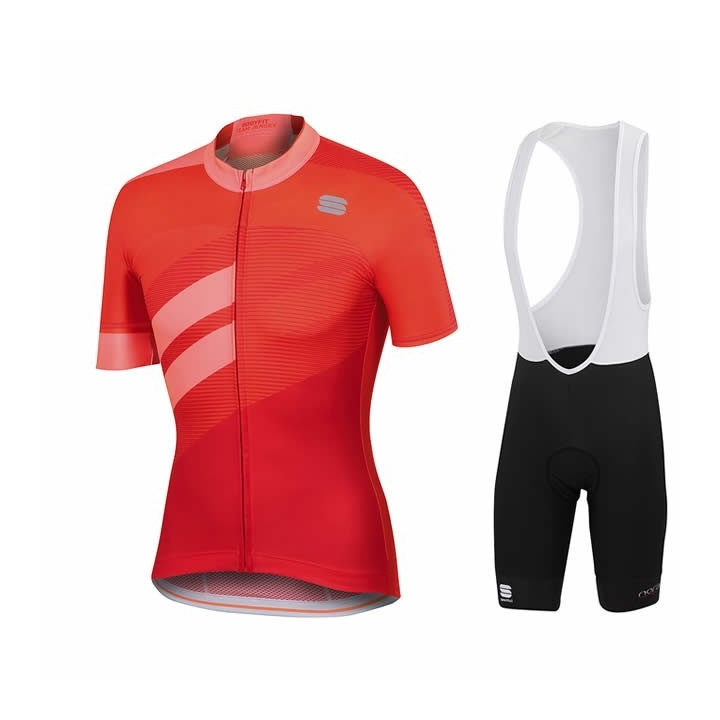 Conjunto corto de ciclismo Sportfull: comodidad y frescura para tus rutas