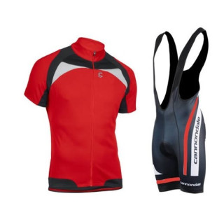 Conjunto Corto de Ciclismo Cannondale: Comodidad y Estilo para tus Rutas