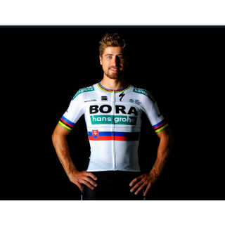 Conjunto de ciclismo Bora: comodidad y estilo para tus rutas de verano