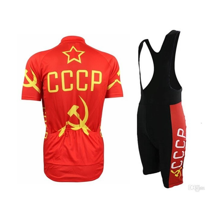 Conjunto corto de ciclismo CCCP: comodidad y frescura para tus paseos