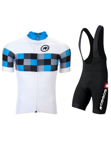 Conjunto de ciclismo Assos: comodidad y frescura para tus rutas