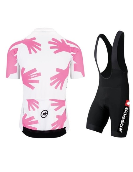 Equipación de ciclismo Assos: la comodidad que necesitas para tus rutas