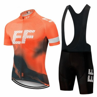 Conjunto corto de ciclismo EF Education First: comodidad y estilo para tus paseos