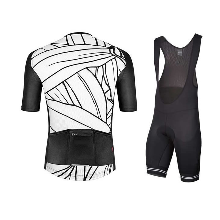 Equipación de ciclismo Ronix: comodidad y estilo para tus paseos de verano