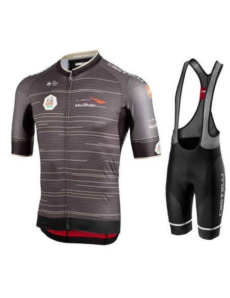 Conjunto de Ciclismo Corto Castelli: Comodidad y Estilo para tus Rutas