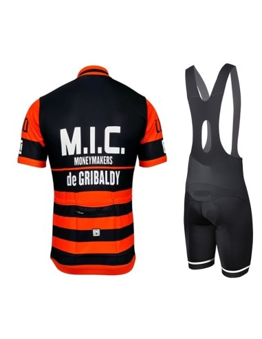 Conjunto Corto de Ciclismo Santini: Comodidad y Estilo para tus Rutas