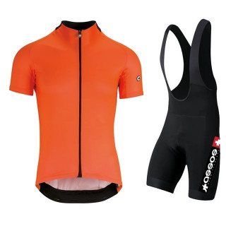Conjunto corto de ciclismo Assos: comodidad y estilo para tus rutas