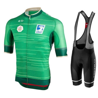 Conjunto de ciclismo Castelli: comodidad y estilo para tus paseos de verano