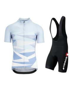 Conjunto corto de ciclismo Assos: comodidad y frescura para tus rutas