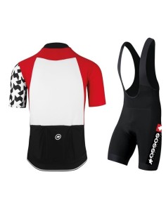 Conjunto corto de ciclismo Assos: comodidad y frescura para tus paseos 2