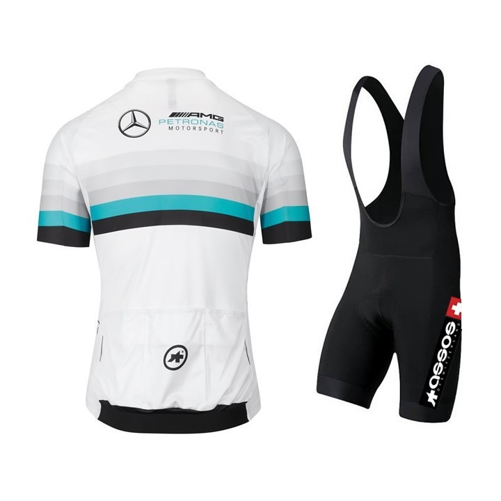 Equipación de ciclismo Assos: comodidad y estilo para tus rutas de verano