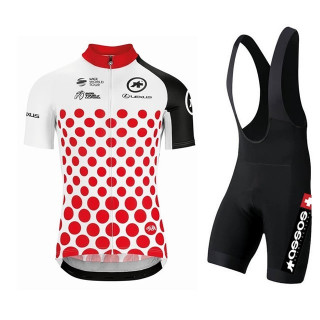 Equipación de ciclismo Assos: comodidad y frescura para tus rutas