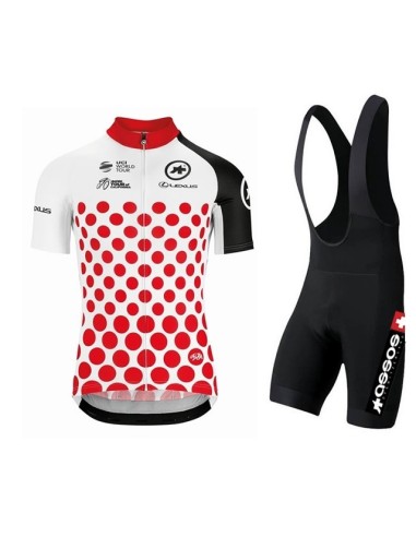 Equipación de ciclismo Assos: comodidad y frescura para tus rutas