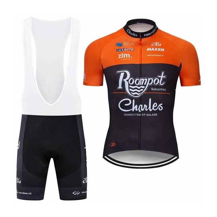 Conjunto de ciclismo Roompot: comodidad y frescura para tus rutas de verano