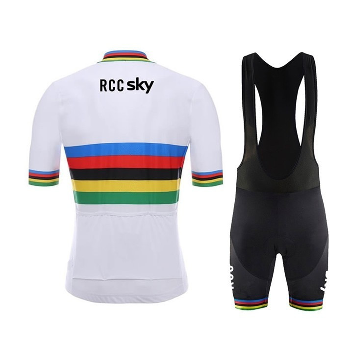 Conjunto de ciclismo SKY: comodidad y frescura para tus paseos de verano