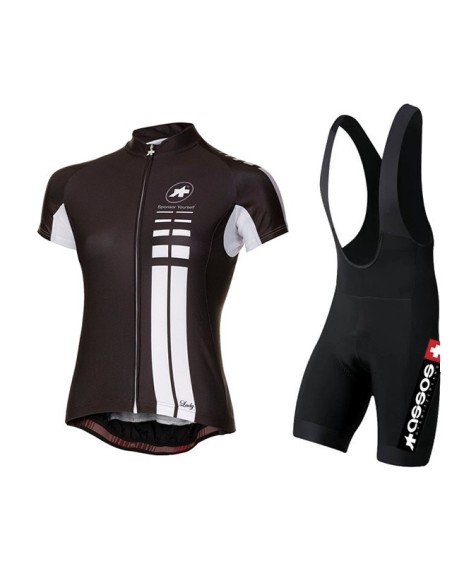 Conjunto de ciclismo Assos: comodidad y frescura para tus paseos