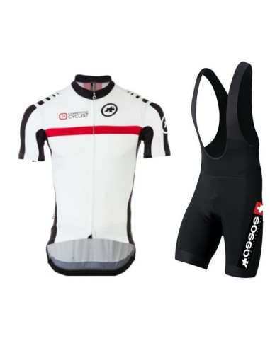 Conjunto corto de ciclismo Assos: comodidad y frescura para tus rutas