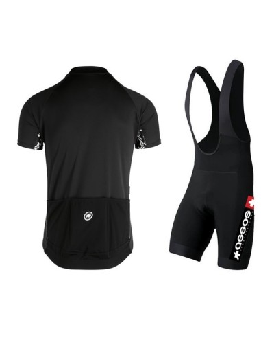Conjunto Corto de Ciclismo Assos: Comodidad y Estilo para el Verano