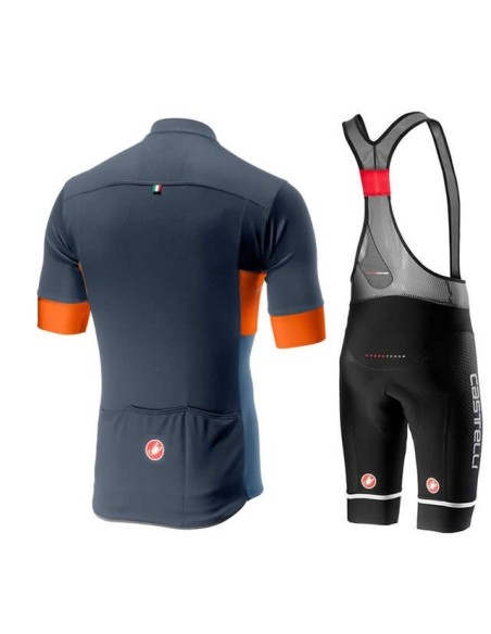 Conjunto de ciclismo Castelli: comodidad y estilo para tus rutas en verano