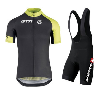 Conjunto de ciclismo Assos: comodidad y frescura para tus rutas