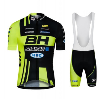 Conjunto Corto de Ciclismo BH: Comodidad y Estilo para tus Rutas Veraniegas