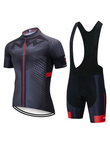 Conjunto corto de ciclismo Northwave: comodidad y frescura para tus paseos