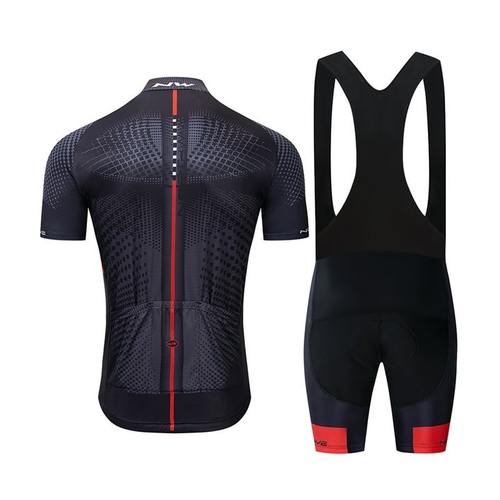 Conjunto corto de ciclismo Northwave: comodidad y frescura para tus paseos