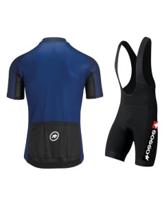 Conjunto de ciclismo Assos: comodidad y frescura para tus paseos de verano 2