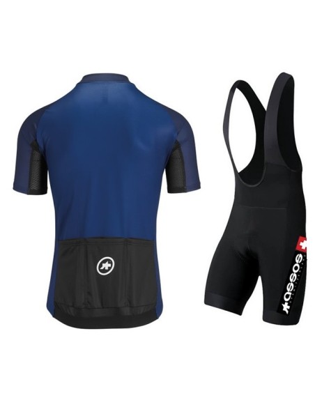 Conjunto de ciclismo Assos: comodidad y frescura para tus paseos de verano