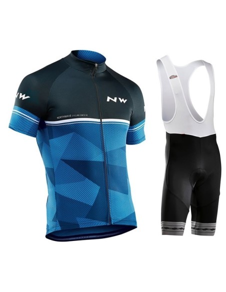 Conjunto corto de ciclismo Northwave: comodidad y frescura para tus rutas