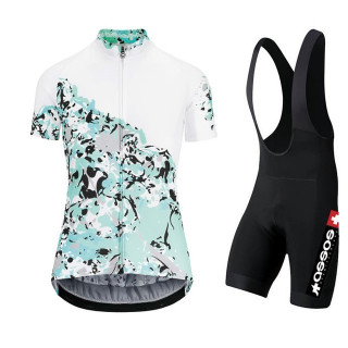 Conjunto de ciclismo Assos: comodidad y estilo para tus paseos en verano