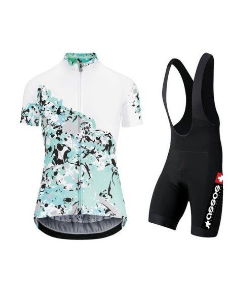 Conjunto de ciclismo Assos: comodidad y estilo para tus paseos en verano