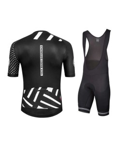 Equipación de ciclismo Ronix: comodidad y frescura para tus rutas 2