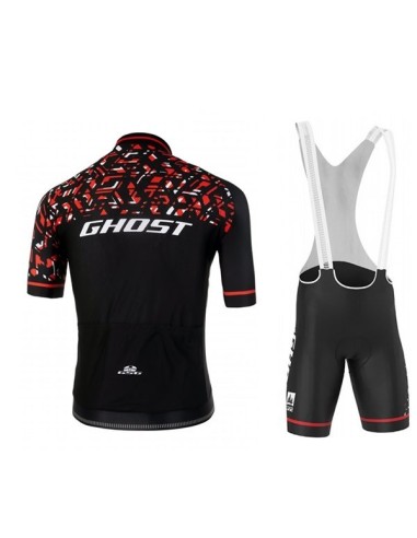 Conjunto corto de ciclismo Ghost: comodidad y estilo para tus rutas
