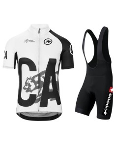 Conjunto de ciclismo Assos: comodidad y frescura para tus rutas