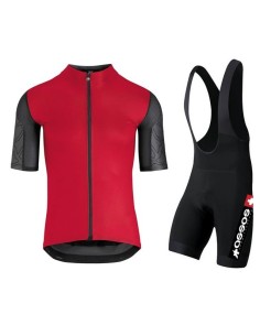 Conjunto corto de ciclismo Assos: comodidad y frescura para tus rutas