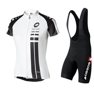 Conjunto corto de ciclismo Assos: comodidad y estilo para tus rutas