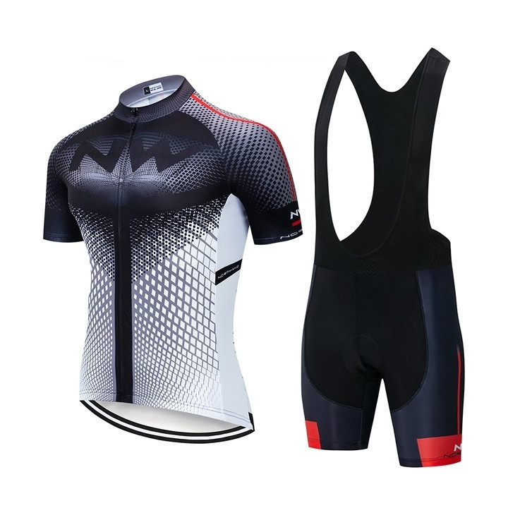 Conjunto de ciclismo Northwave: comodidad y frescura para tus rutas