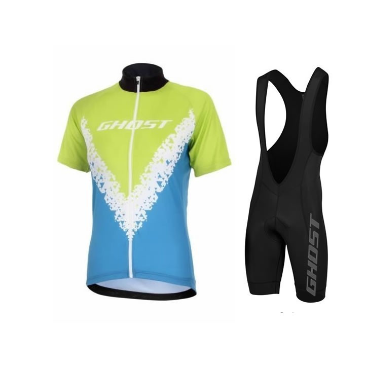 Equipación de ciclismo Ghost: comodidad y estilo para tus paseos de verano