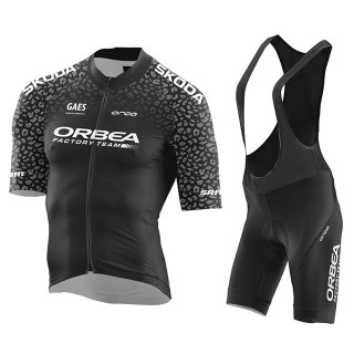 Conjunto corto de ciclismo Orbea: comodidad y frescura para tus rutas de verano