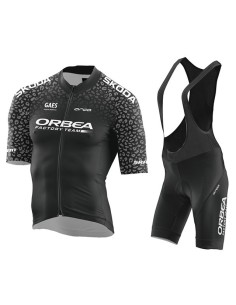 Conjunto corto de ciclismo Orbea: comodidad y frescura para tus rutas de verano