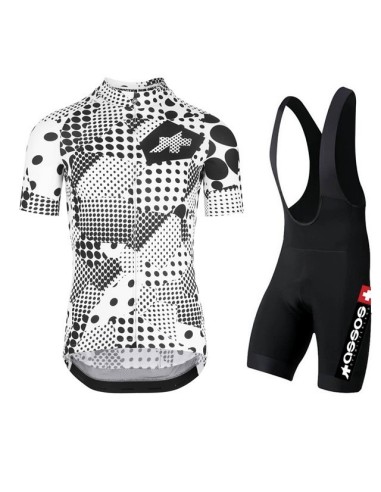 Conjunto corto de ciclismo Assos: comodidad y estilo para tus paseos