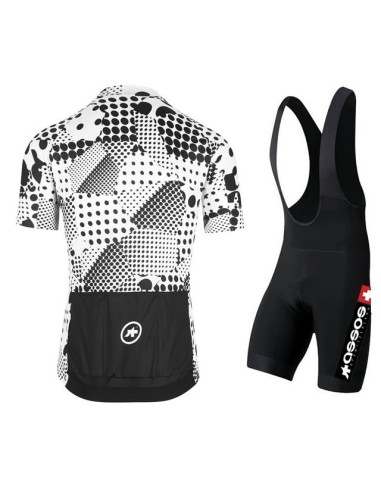 Conjunto corto de ciclismo Assos: comodidad y estilo para tus paseos