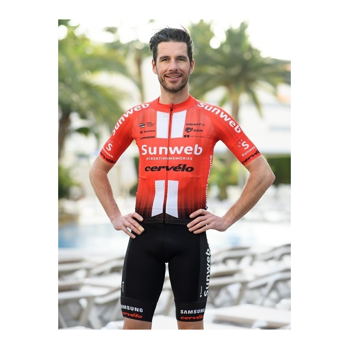 Conjunto corto de ciclismo Sunweb: comodidad y estilo para tus rutas