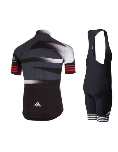 Conjunto de ciclismo Ghost: comodidad y estilo para tus rutas