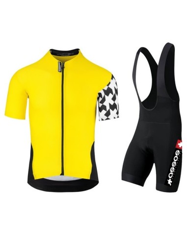 Conjunto de ciclismo Assos: comodidad y estilo para tus rutas de verano