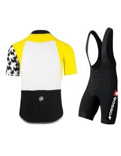 Conjunto de ciclismo Assos: comodidad y estilo para tus rutas de verano 2
